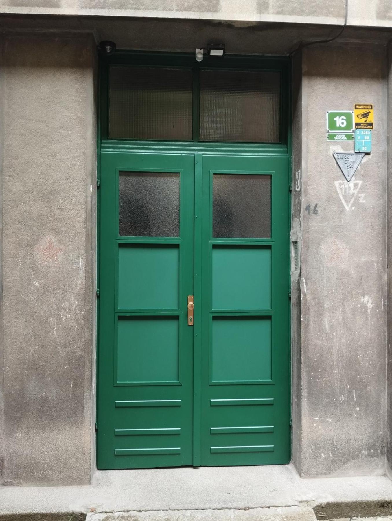 Potkrovlje U Centru Sarajevo Bagian luar foto